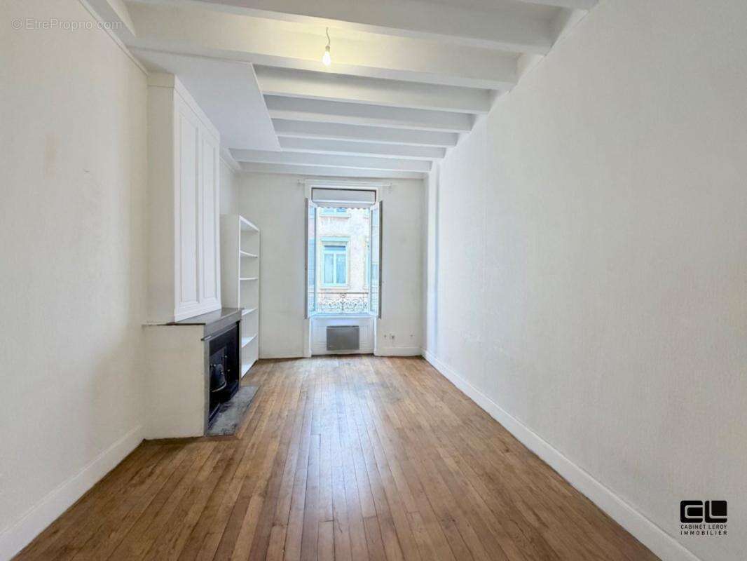 T2 rue jaquard au pied de la mairie - photo 13
