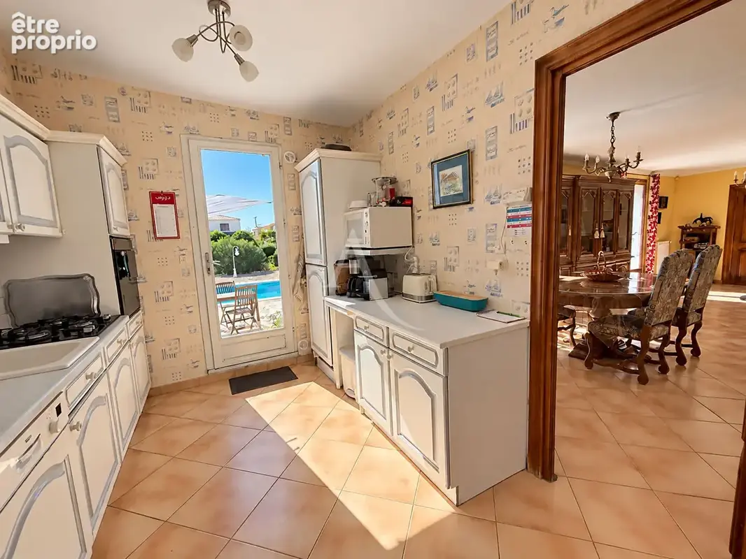 Paulhan maison avec dépendance sur 2400m2 avec piscine - photo 5