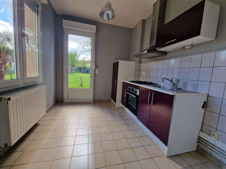Maison à COMMERCY