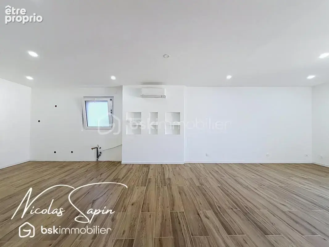 Maison 220m2 5 chambres entièrement rénovée au centre de Varces - photo 11
