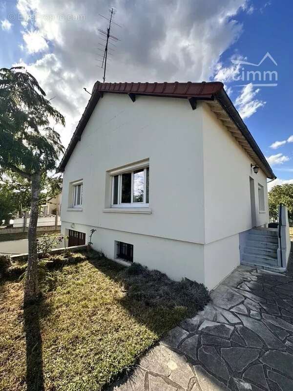 Maison à CONGIS-SUR-THEROUANNE