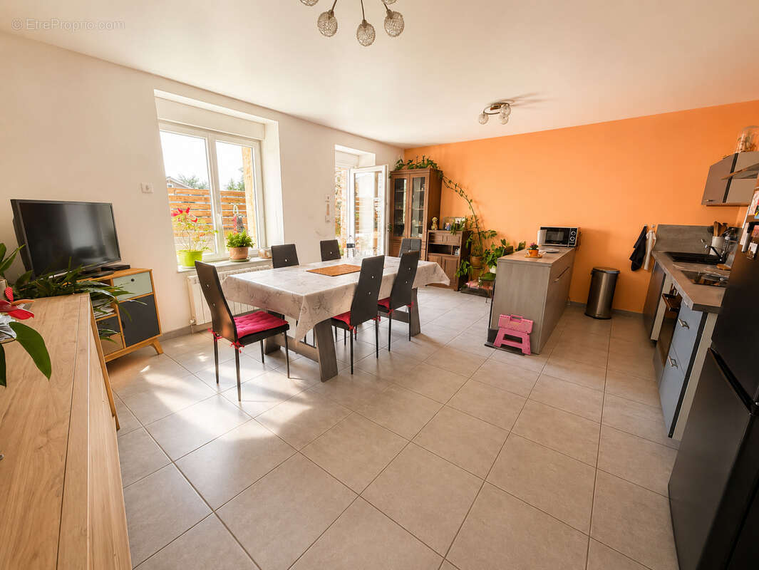 Appartement à SAINTE-SIGOLENE