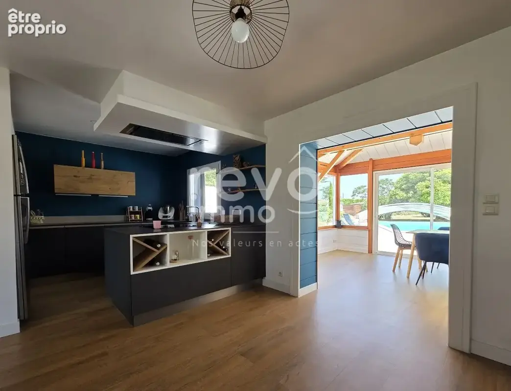 Propriété de charme avec piscine chauffée sur parcelle de + de 8000m² - photo 4