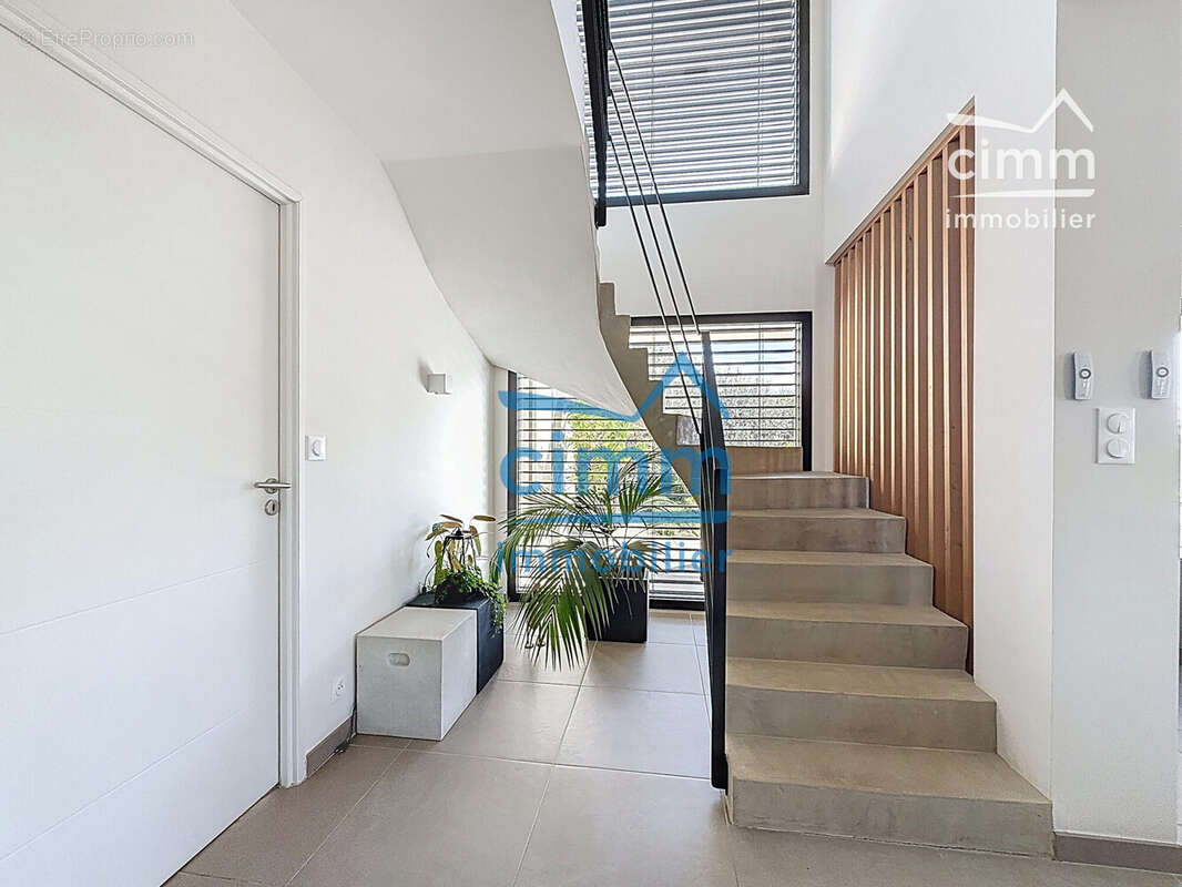 Maison 180 m² à Beaumes-De-Venise  - photo 5