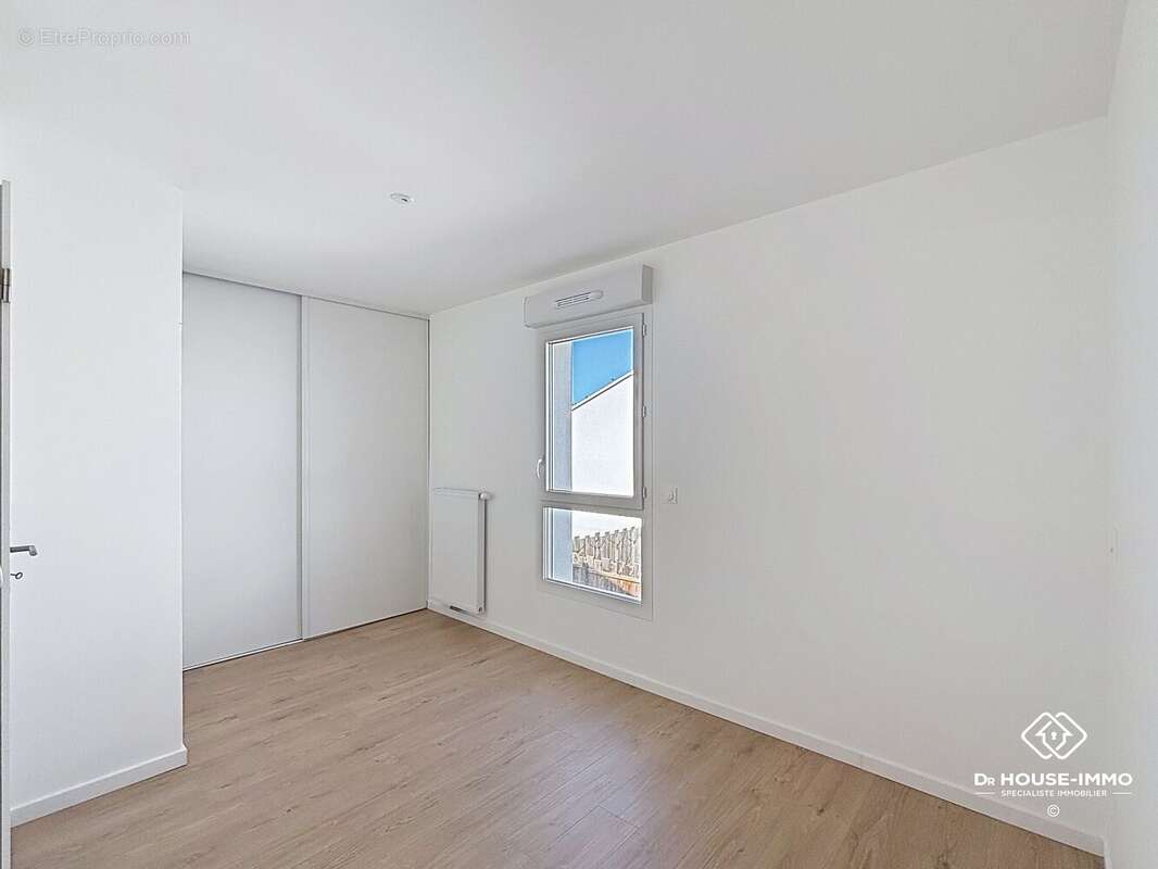 Maison 66 m² à Merignac  - photo 17