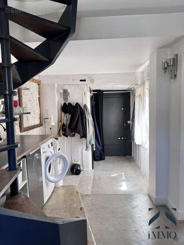 Appartement 72 m² à Paris-3e  - photo 3