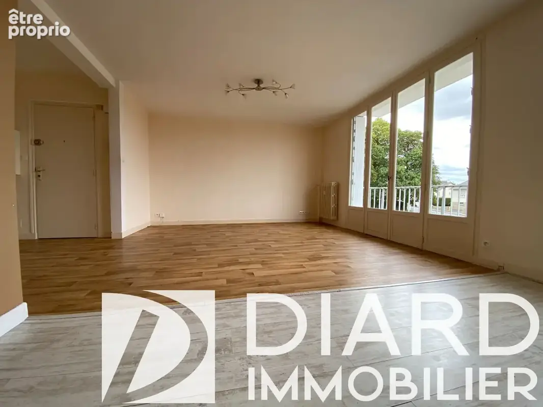 Appartement Vitre 3 pièce(s) 70.48 m2 - photo 2