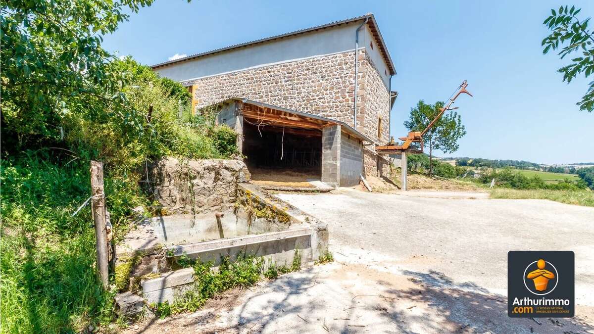 Maison à BRULLIOLES