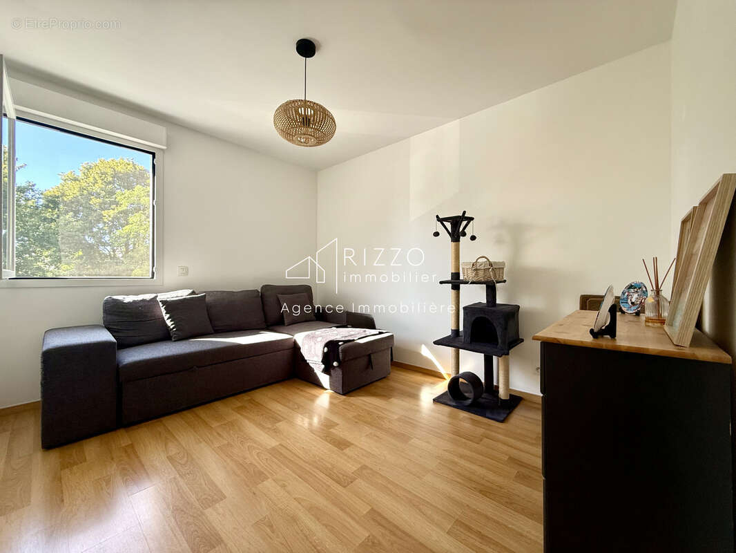 Bel appartement T4 de 82 m2 avec balcon, garage et cave   La Roche-sur-Foron - photo 8