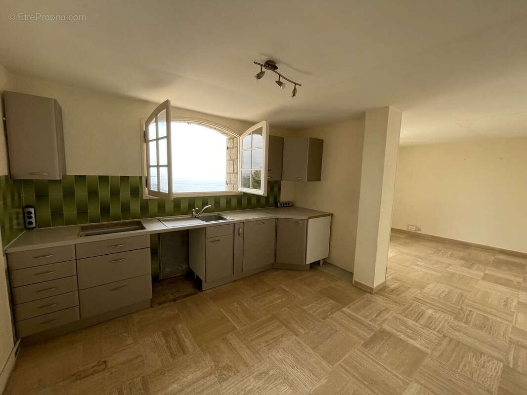 Maison à THEOULE-SUR-MER