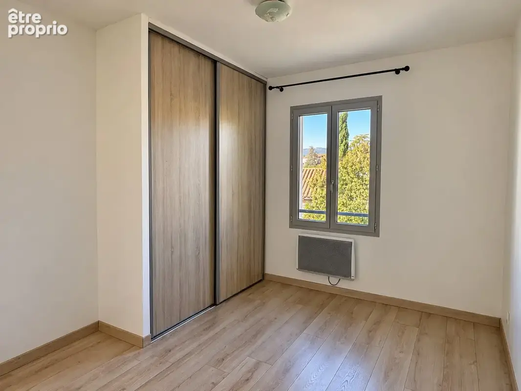 Maison  avec 5 chambres proche du centre - photo 11