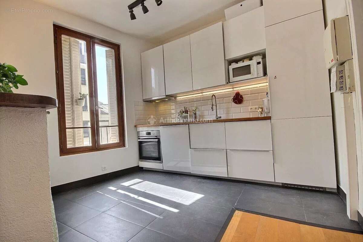 Appartement à ASNIERES-SUR-SEINE