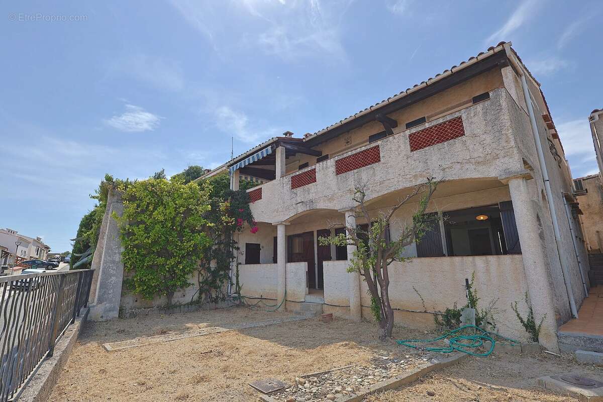 Maison à CAGNES-SUR-MER