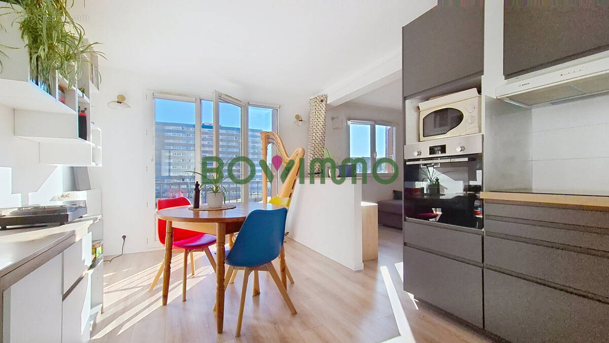 Appartement à CLICHY
