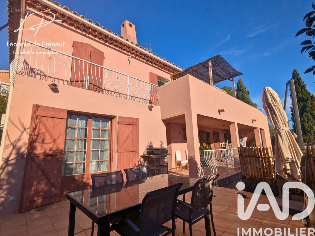 Photo 2 - Maison à LE PRADET