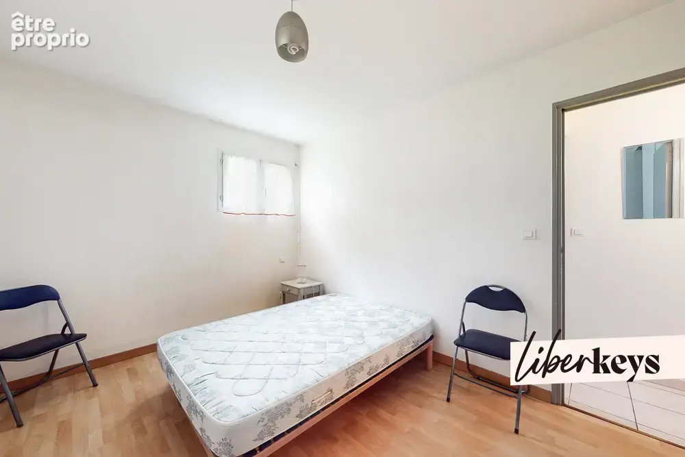 Appartement T3 RDC , Parking - photo 11
