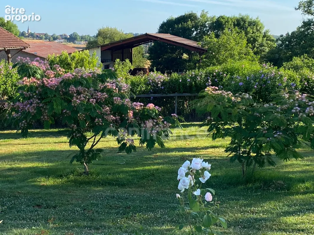 Maison à vendre 4 pièces de 140 m2 habitables avec sous-sol, piscine, jardin fruitier sur plus de 4 800 m2 de terrain proche de  - photo 28