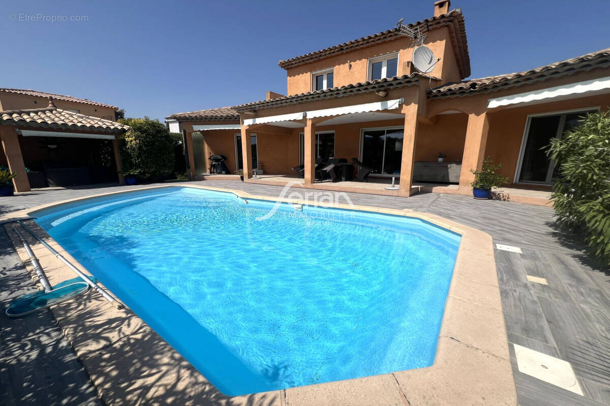 Maison à TRANS-EN-PROVENCE