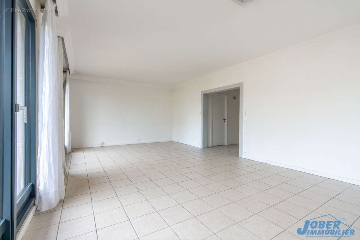 Appartement à NOGENT-SUR-MARNE