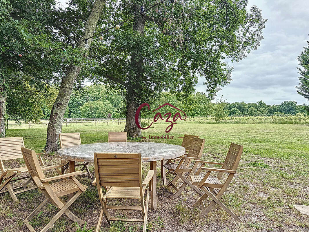 Maison à SAINT-SULPICE-ET-CAMEYRAC