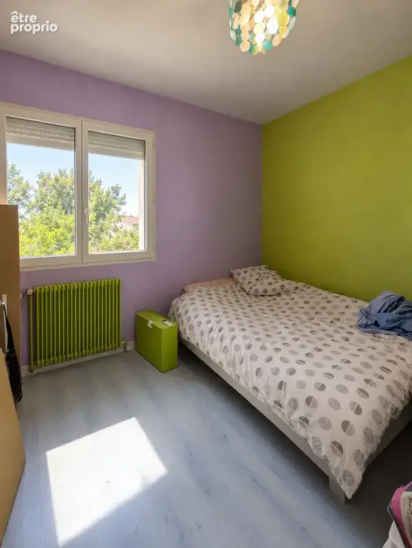 Maison familiale avec vaste pièce de vie et terrain de 1 700 m2   Pons (17800) - photo 8