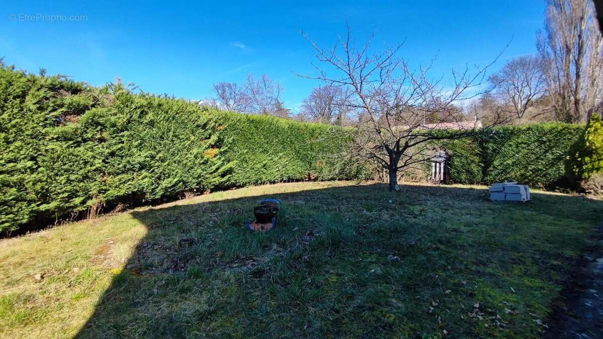 Photo 9 - Maison à LE CENDRE