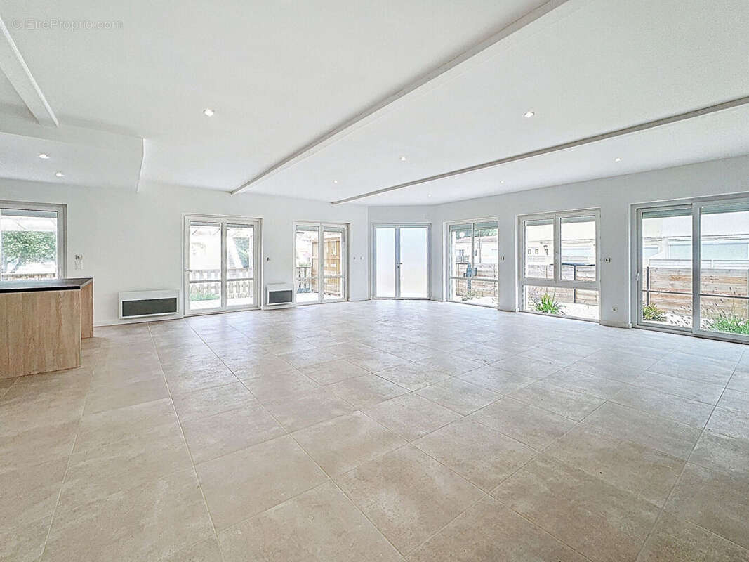 Maison de 103m² - 3 chambres (en cours d'aménagement) - Brétignolles-sur-Mer - photo 5