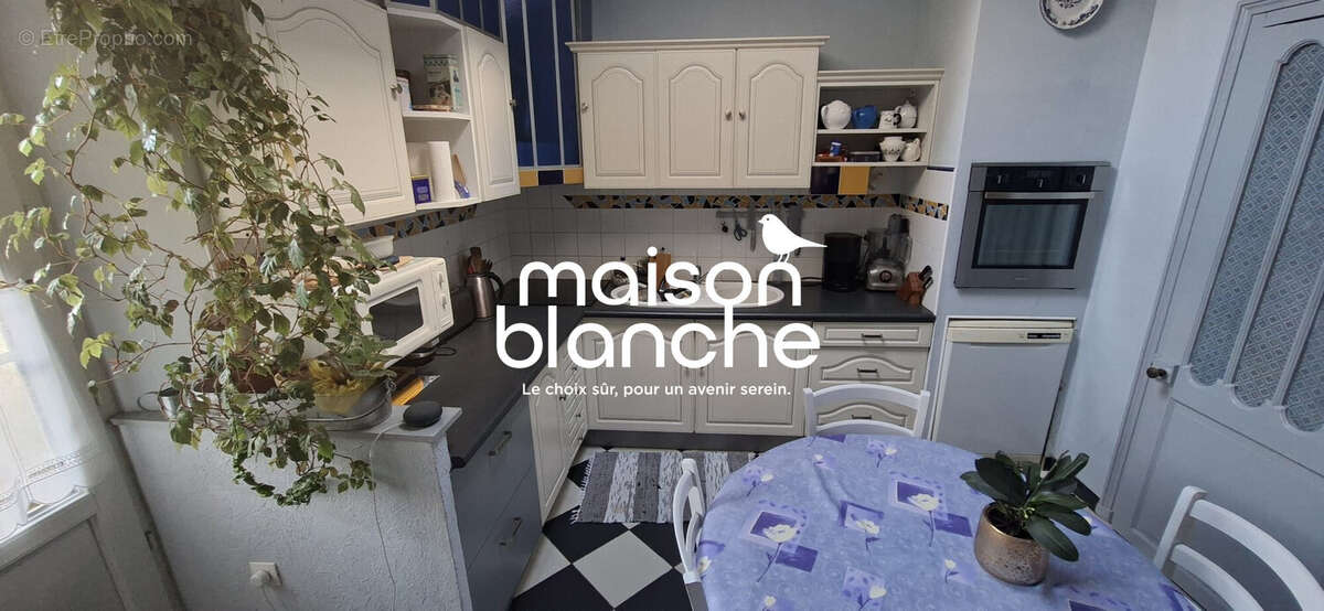 Appartement à SURGERES