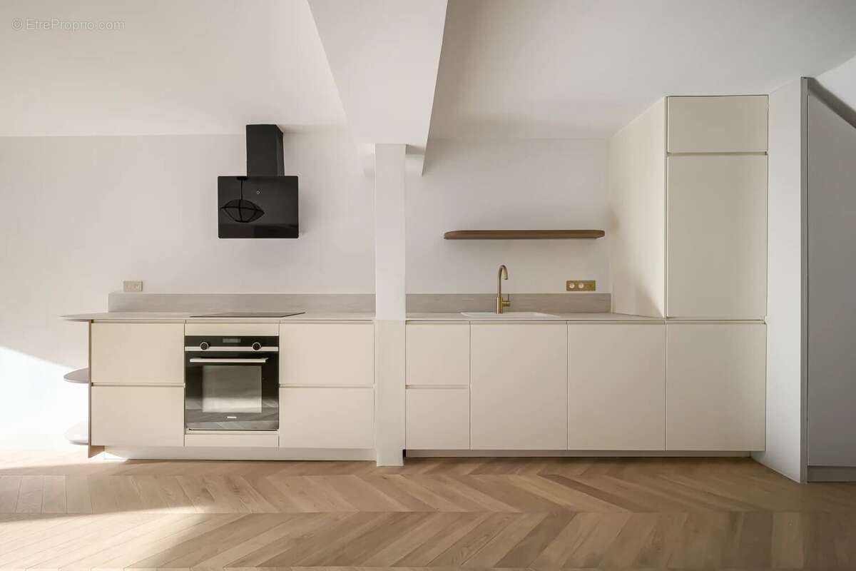 Appartement à PARIS-4E