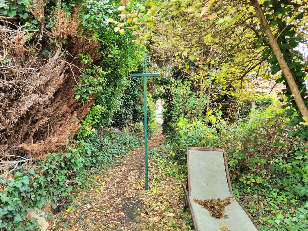 Maison à SAINT-AMAND-LES-EAUX