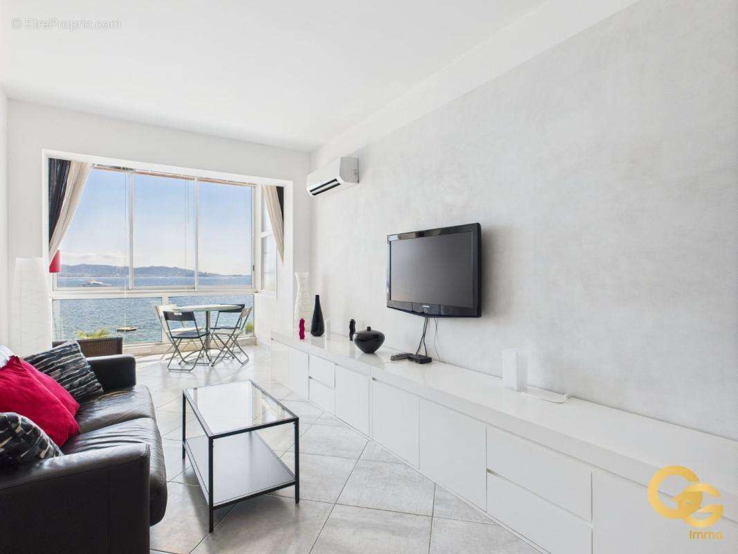 Appartement à THEOULE-SUR-MER