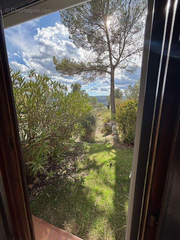Maison à ESPARRON-DE-VERDON