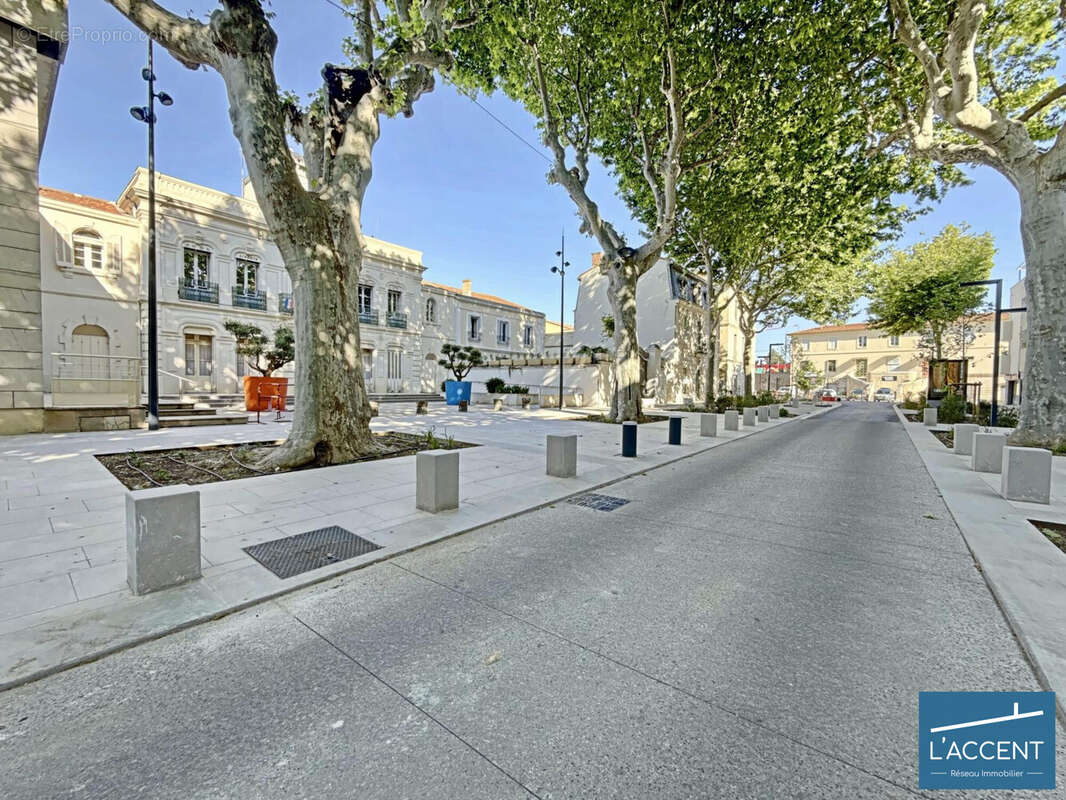 Commerce à LUNEL