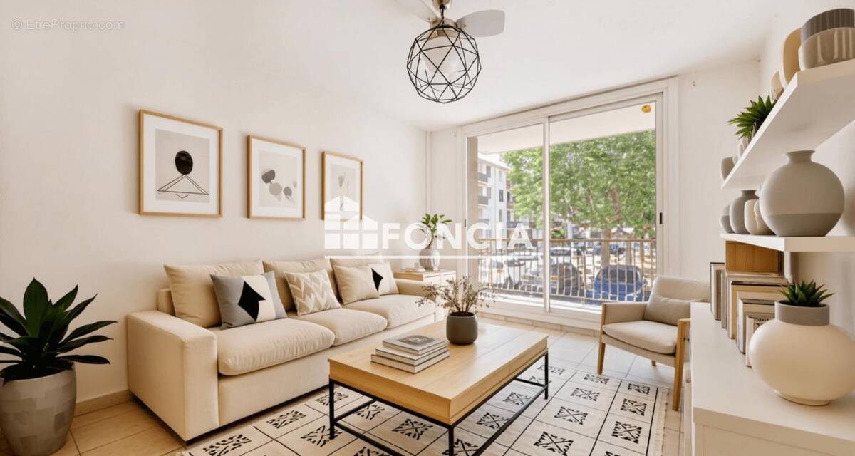 Appartement à SALON-DE-PROVENCE