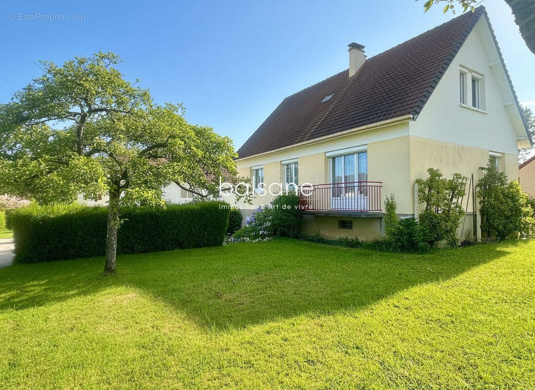 Maison à LA LONDE