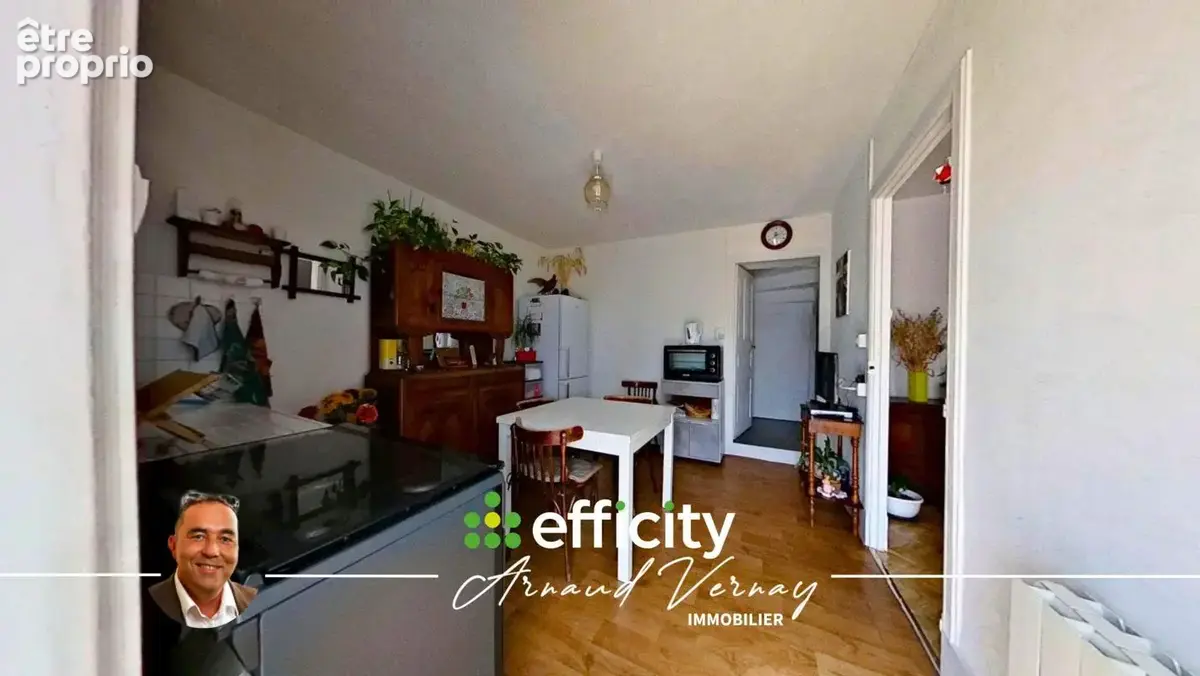Appartement 240 m² à vendre à Amplepuis (69550) - photo 6