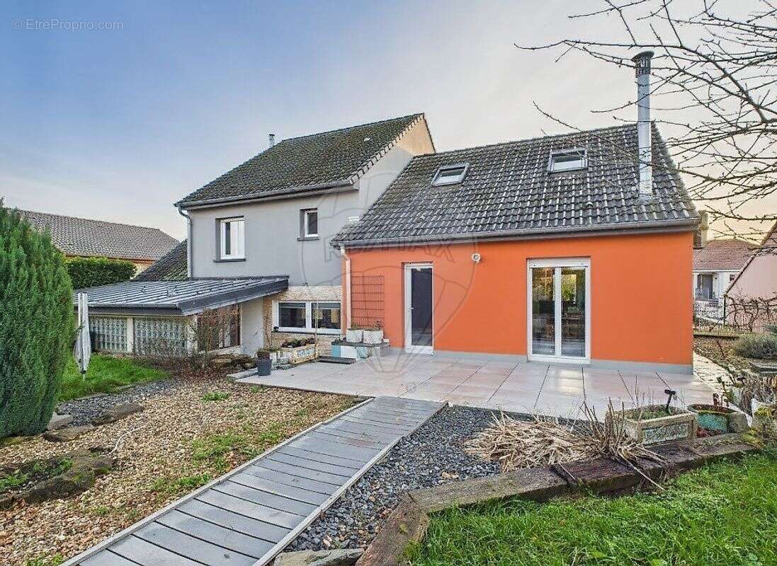 Maison à ERROUVILLE