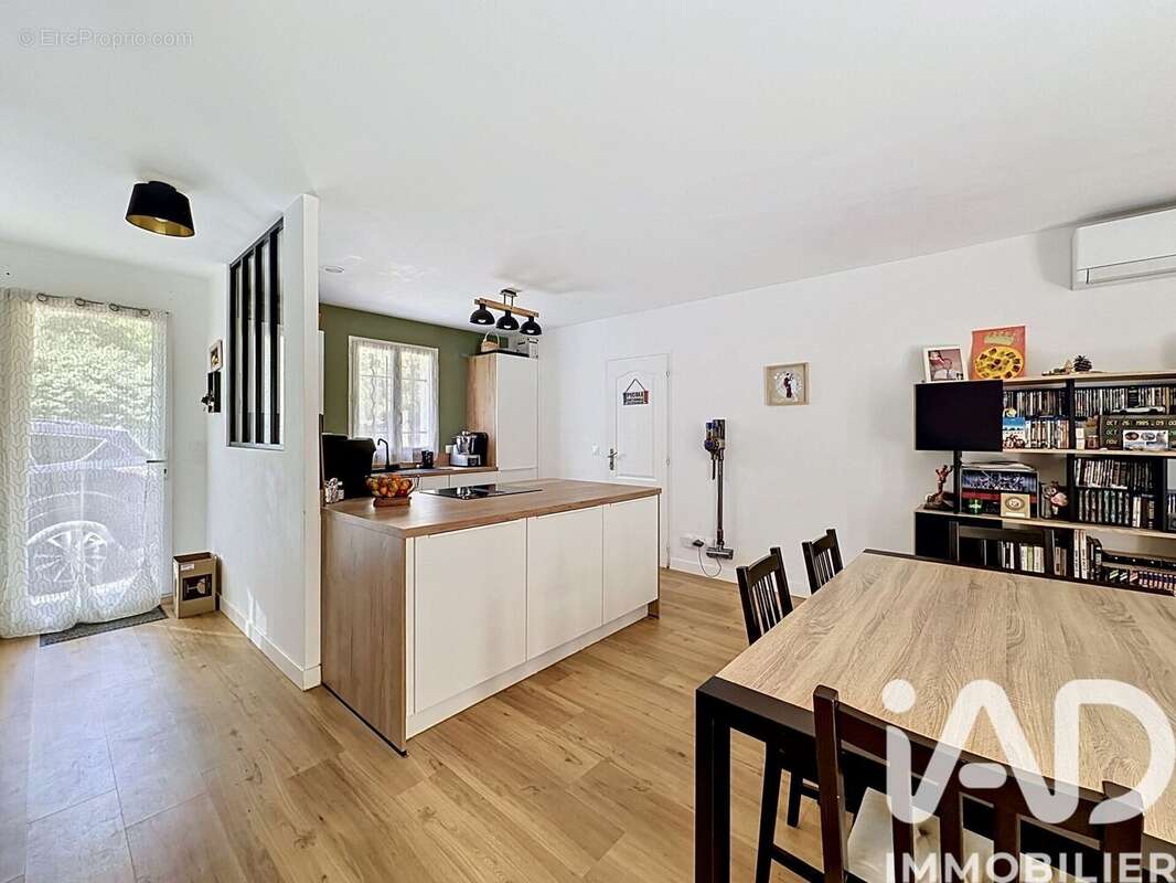 Photo 3 - Maison à LORGUES