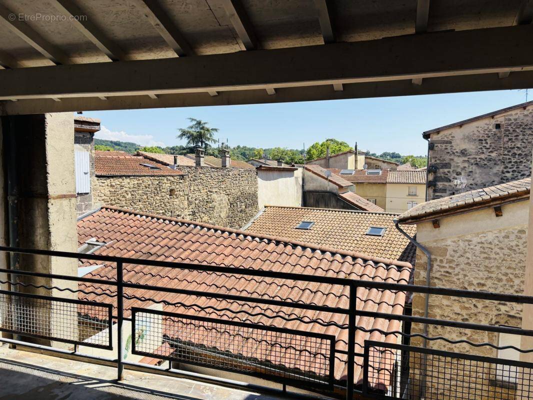 Appartement à SAINT-DONAT-SUR-L'HERBASSE