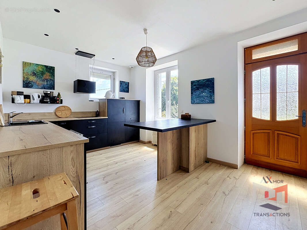PERROS-GUIREC PORT : Maison rénovée proche commerce - photo 2