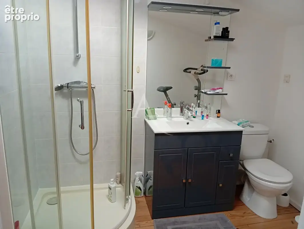 Maison d'habitation en bon état ? fort potentiel commercial ou locatif - photo 6