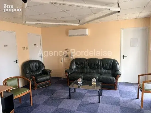 Commerce 145 m² à vendre à Saint-Andre-De-Cubzac (33240) - photo 4