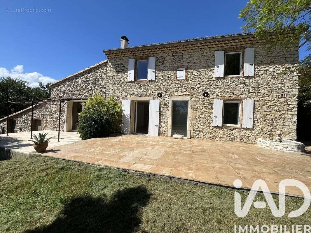 Maison 167 m² à Savasse  - photo 2