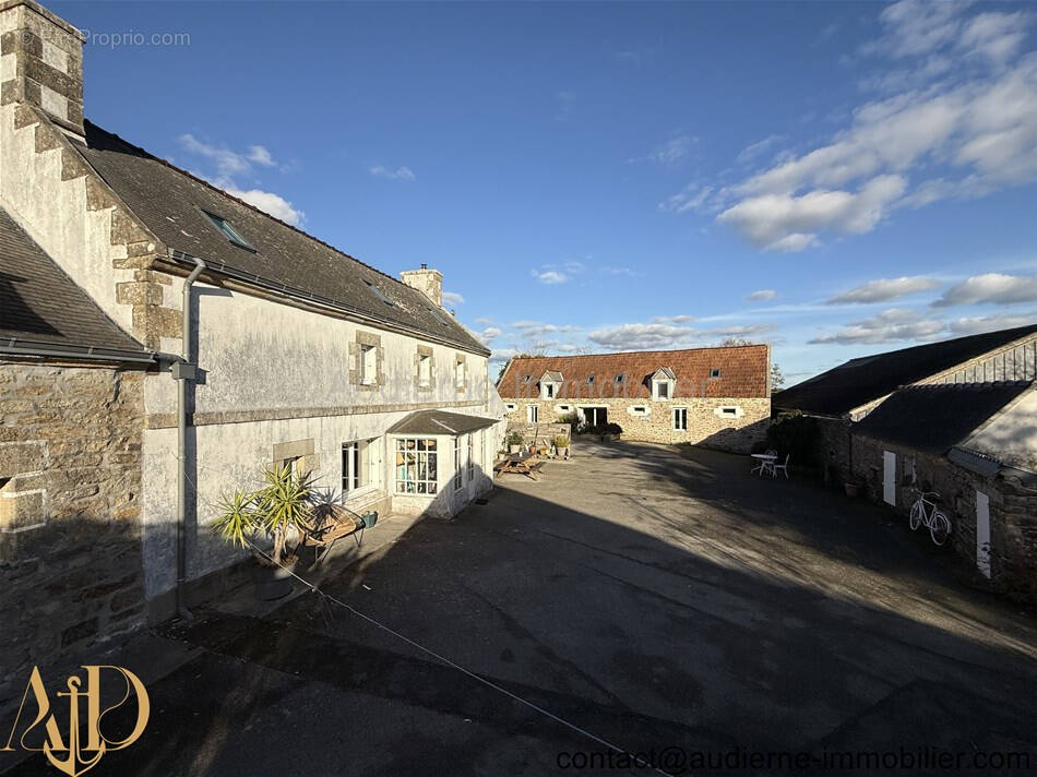 Maison à PONT-CROIX