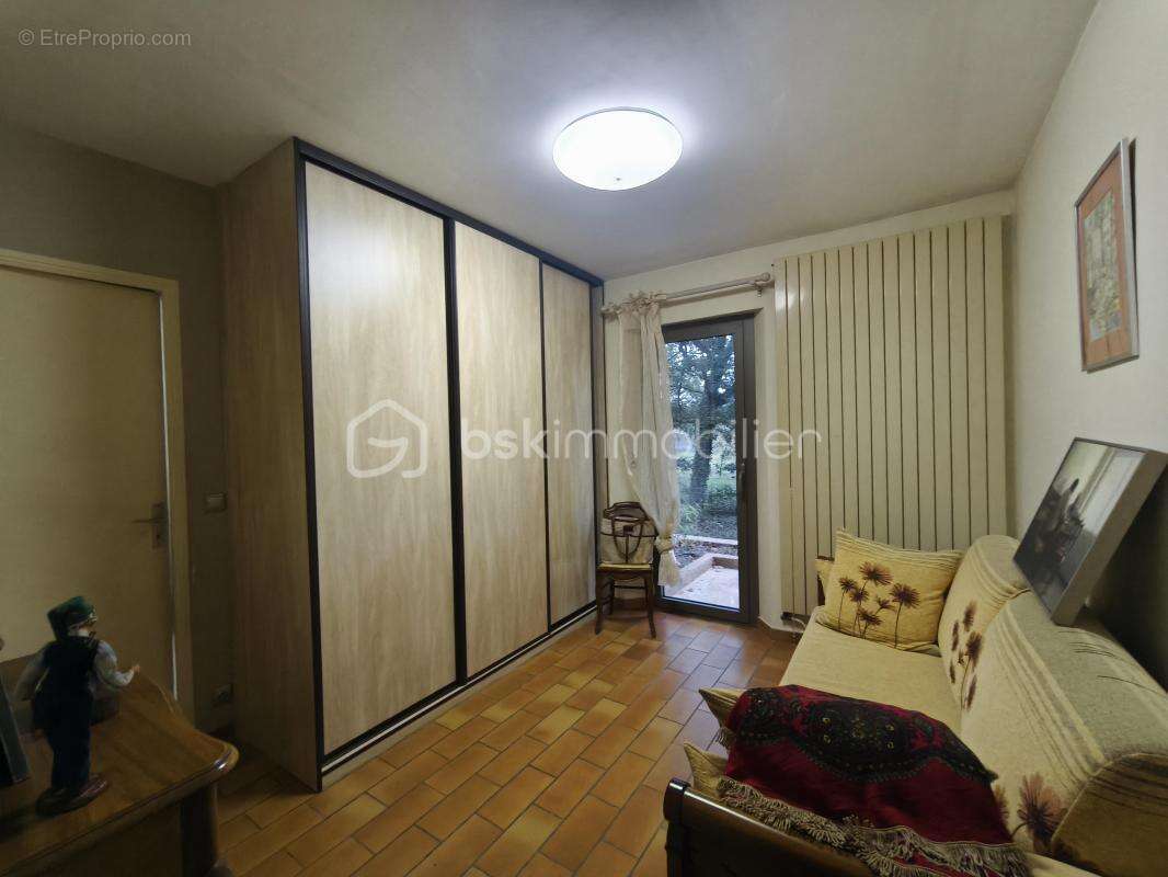 Maison à VINON-SUR-VERDON