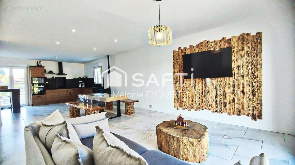 Photo 2 - Maison à TAPONNAT-FLEURIGNAC