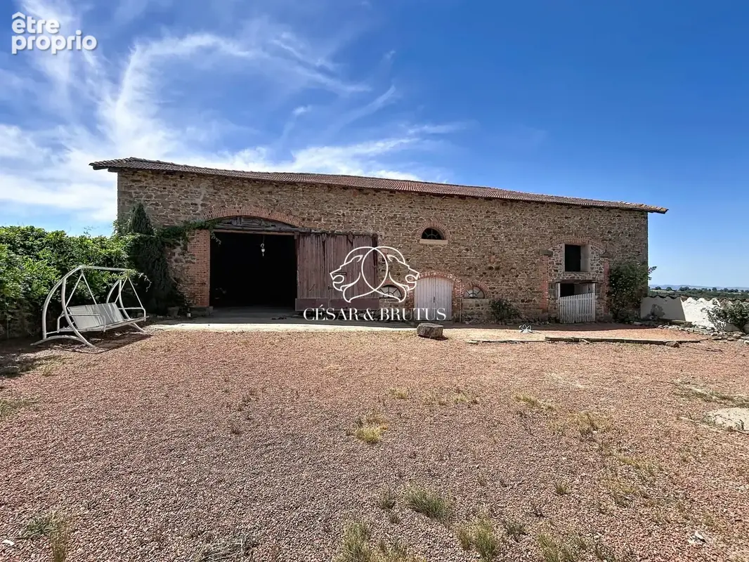 Maison 5 pièces 185 m² à vendre à Montagny (42840) - photo 7
