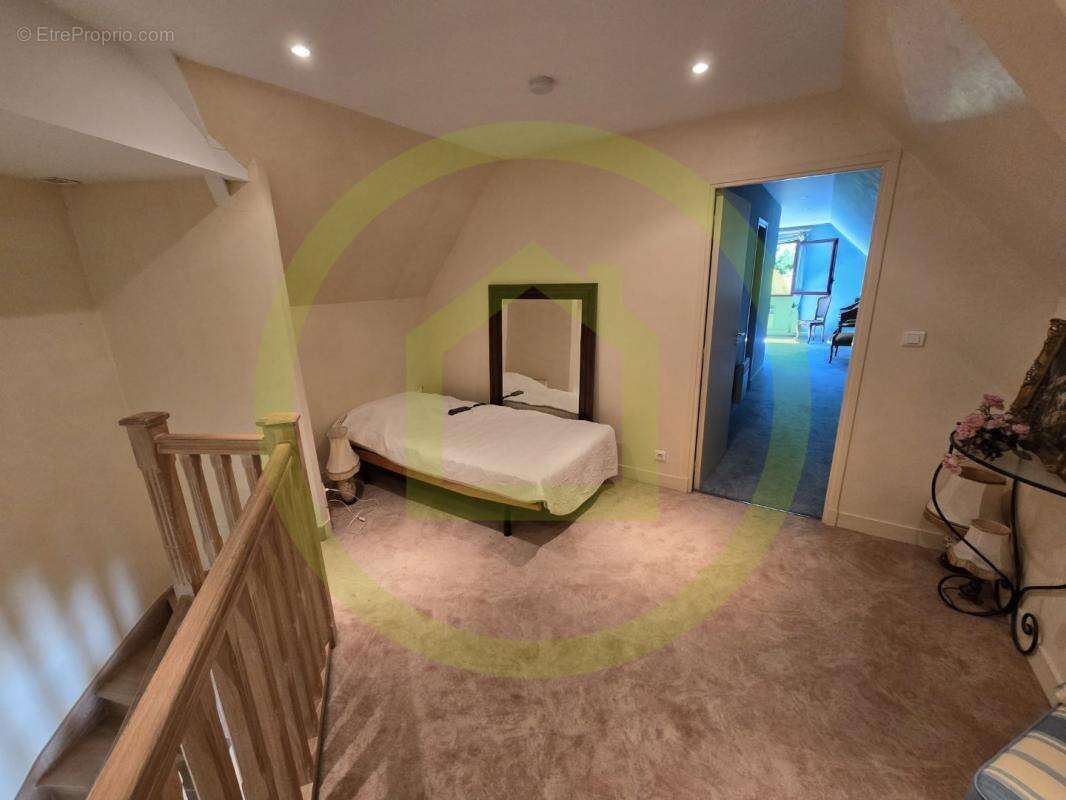 Maison à SAINT-DENIS-EN-VAL