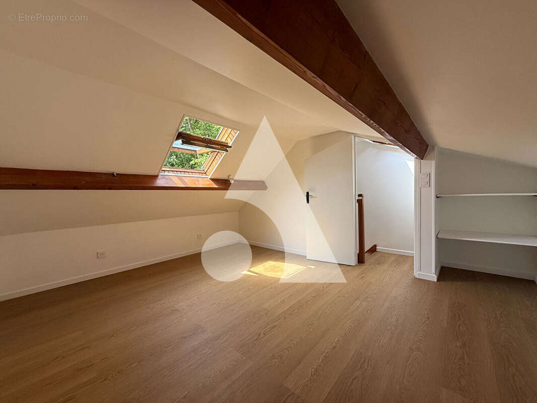 Maison Familiale entièrement rénovée - 110m2 - Terrain divisible - Evreux - photo 11
