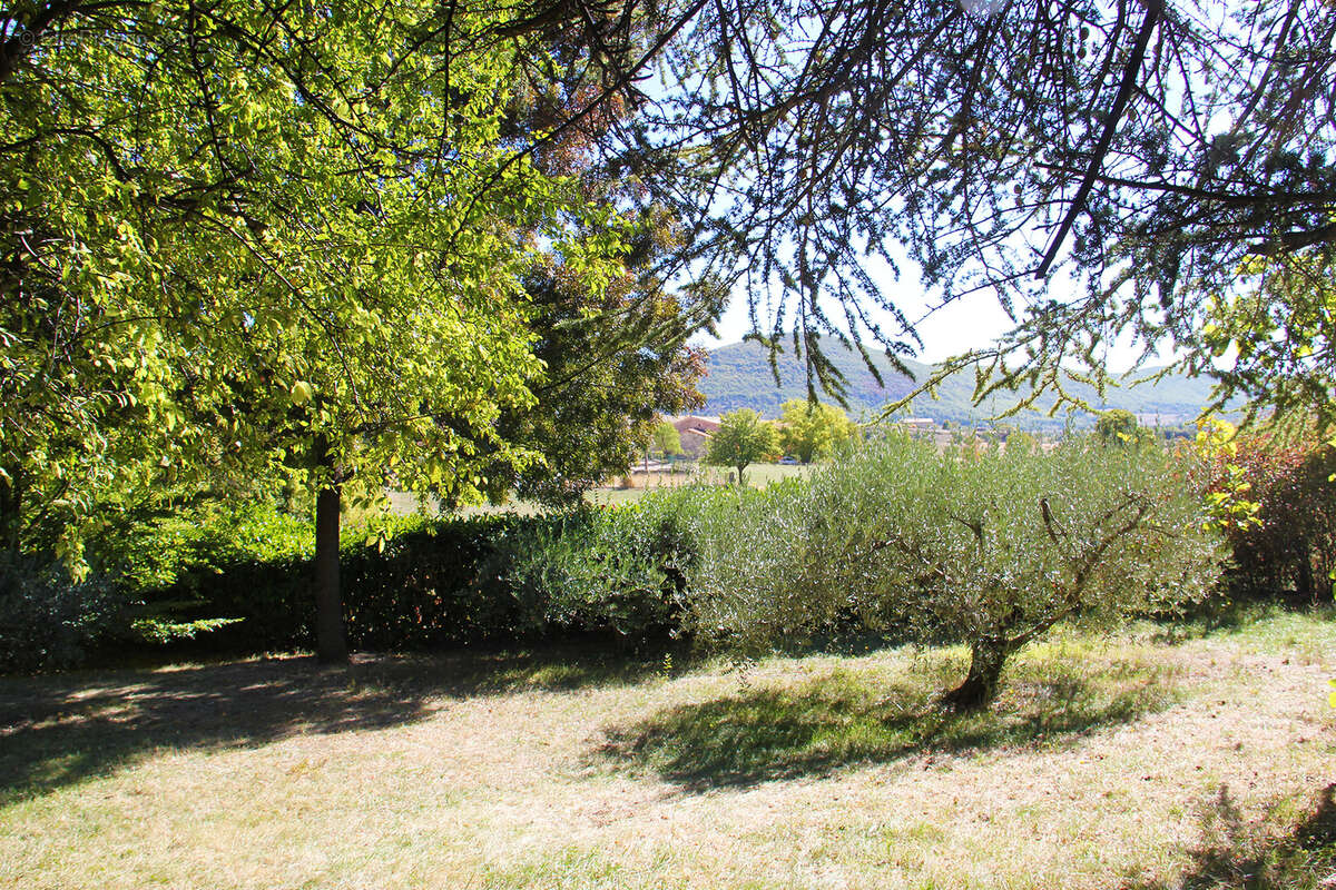 Maison de 182 m2 accessible PMR avec ascenseur   Terrain de 4 000 m2 - photo 17
